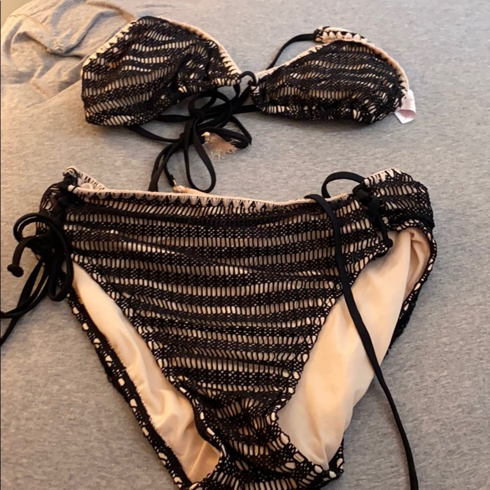 High waisted bikini